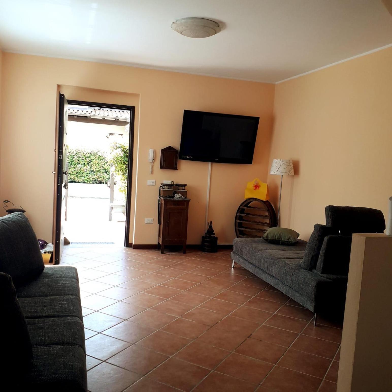 Beb Ulivo Bed & Breakfast Santa Giuletta Ngoại thất bức ảnh